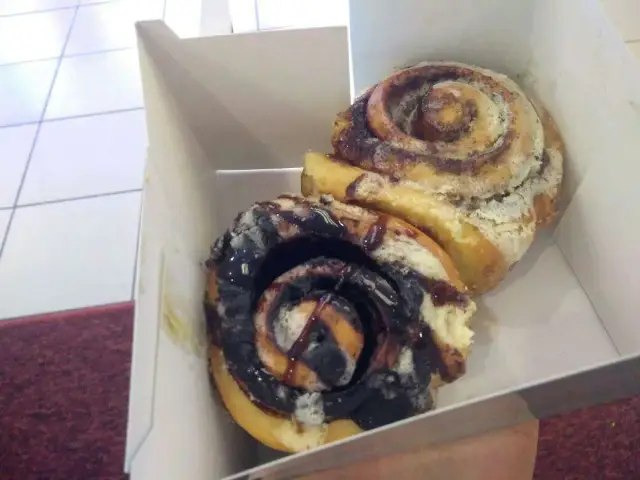 Cinnabon Food Photo 8