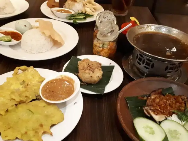 Gambar Makanan Kafe Betawi 17