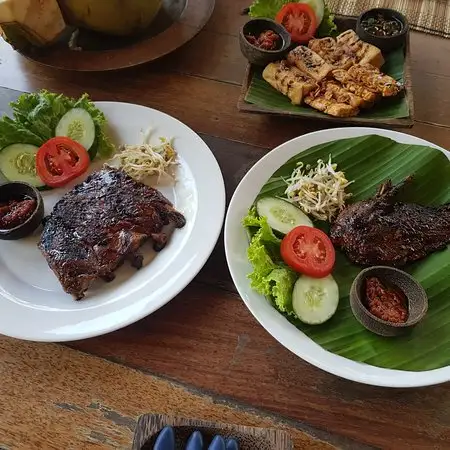 Gambar Makanan Warung Made Becik 12