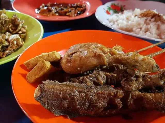 Gambar Makanan Pecel Lele Permata Mubarok 3