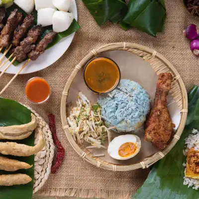 Nasi Kerabu Tumis Pantai Timur (Balakong)