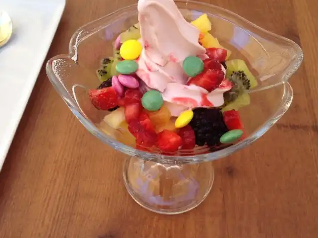 frozen yogurt caffe'nin yemek ve ambiyans fotoğrafları 16