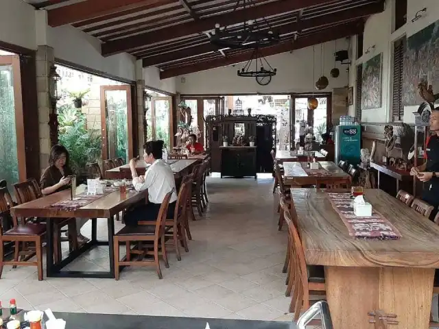 Gambar Makanan Cafe Bali 16