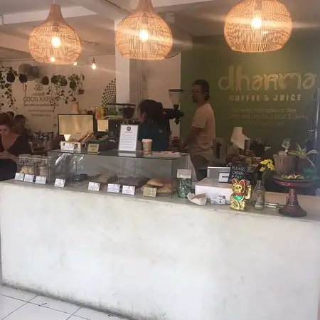 Gambar Makanan Dharma Coffee & Juice 3