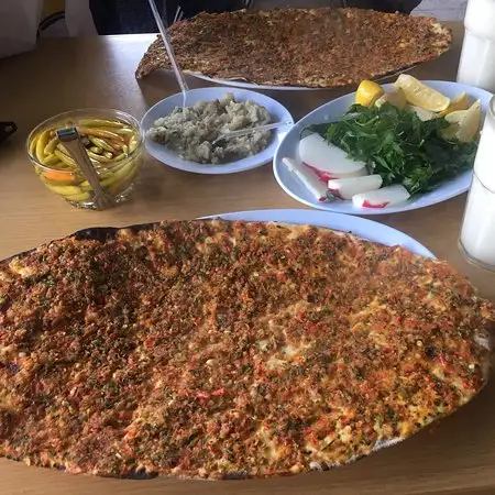 Çıtır Lahmacun Salonu'nin yemek ve ambiyans fotoğrafları 2