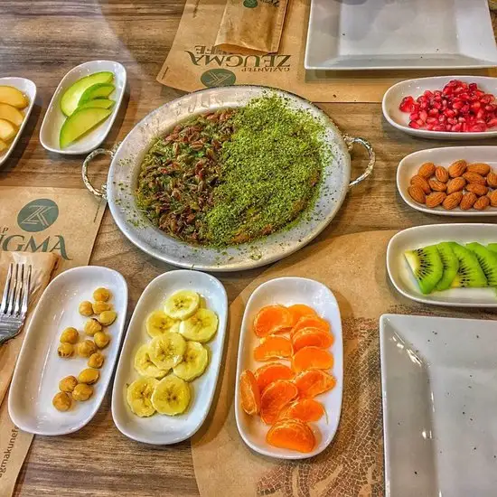 Zeugma Antep Sofrası'nin yemek ve ambiyans fotoğrafları 1