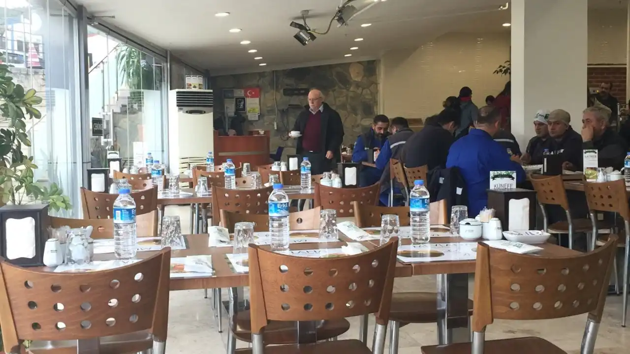 Mevlana Etli Ekmek ve Kebap Salonu