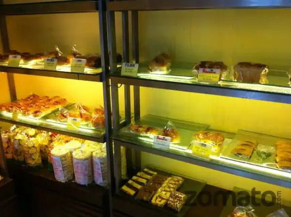 Gambar Makanan Shireen Bakery 4