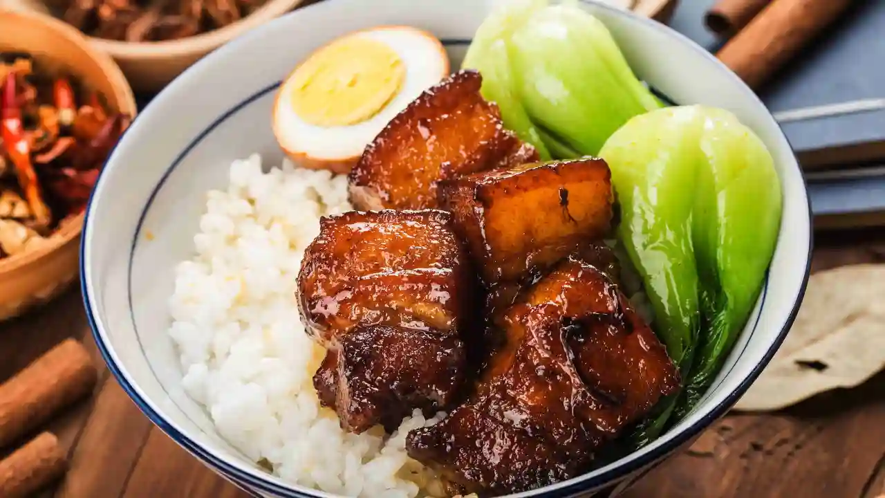 Xiao Jie Traditional Curry Rice and Braised Pork Rice