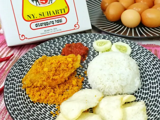 Gambar Makanan AyamGorengSuharti 8