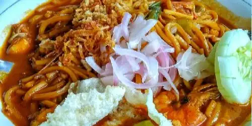 Mie Aceh Cutngoh, Teuku Iskandar