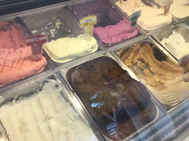 Roma Dondurma'nin yemek ve ambiyans fotoğrafları 25