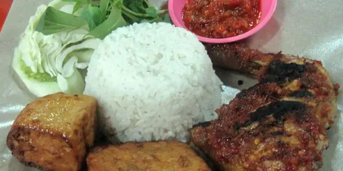 Ayam Bakar PODOMORO 4, Tebet Raya