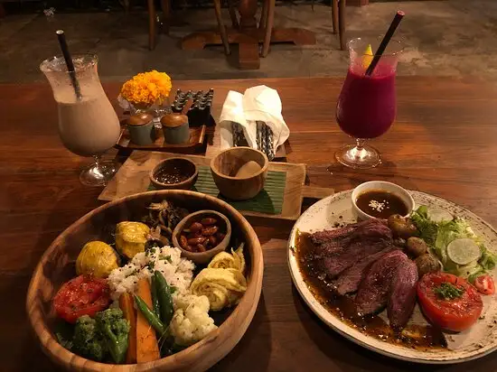 Gambar Makanan Ely's Kitchen Ubud 8