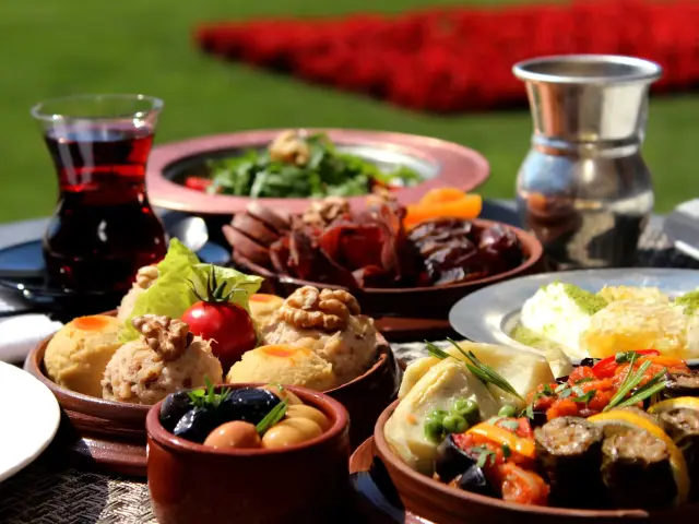 The Globe Restaurant - Hilton Istanbul Bomonti'nin yemek ve ambiyans fotoğrafları 79