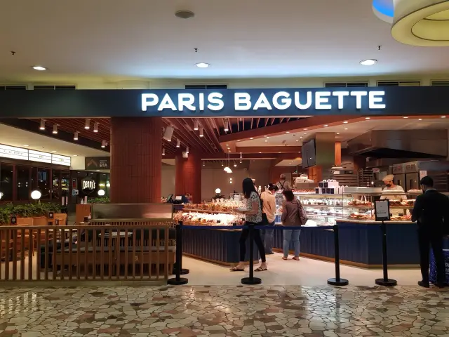 Gambar Makanan ParisBaguette 16