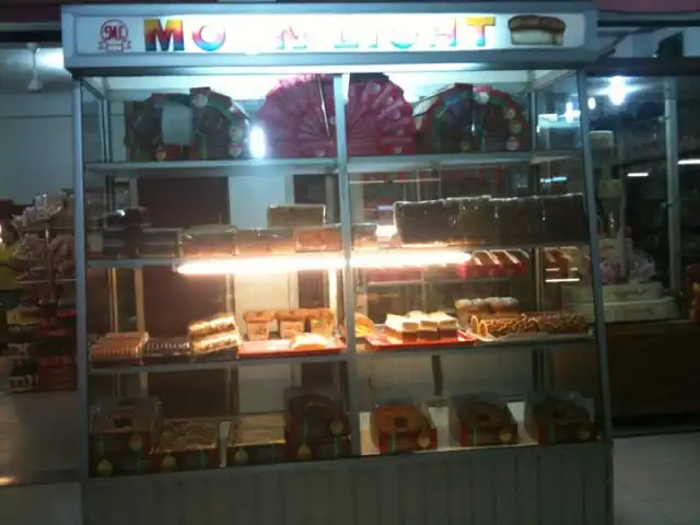 Gambar Makanan Moonlight Bakery & Cake Shop 7