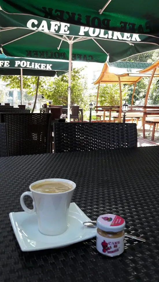 Cafe Polikek Bahce'nin yemek ve ambiyans fotoğrafları 6