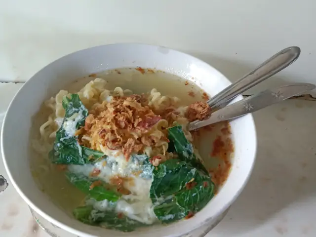 Gambar Makanan Warmindo Tampomas 2