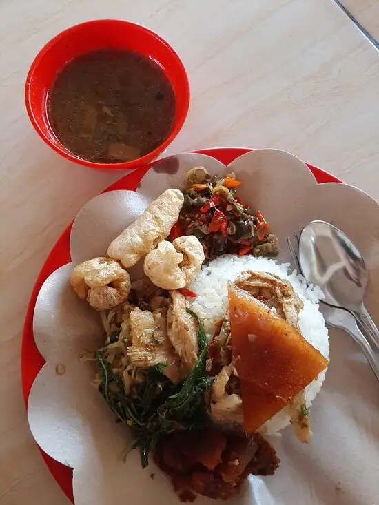 Gambar Makanan Babi Guling Payangan Bu Ari 9