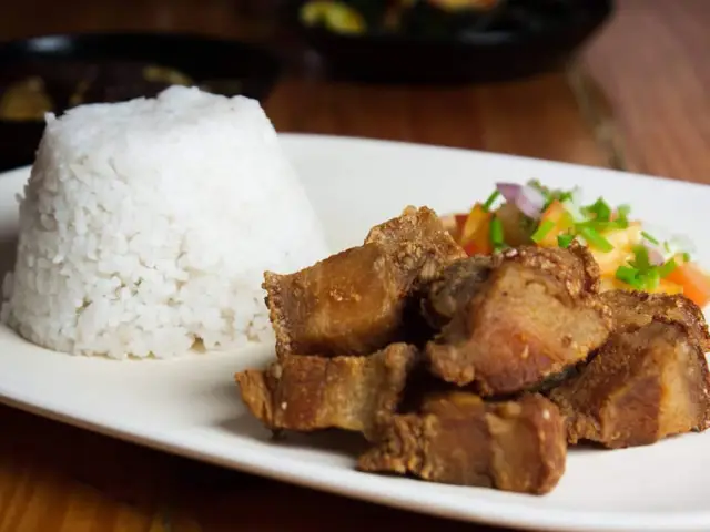 Stoops Bagnet Food Photo 3