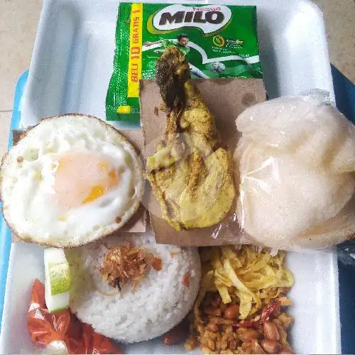 Gambar Makanan Nasi Kuning / Kedai Bu Yuni, Jatimulyo 7