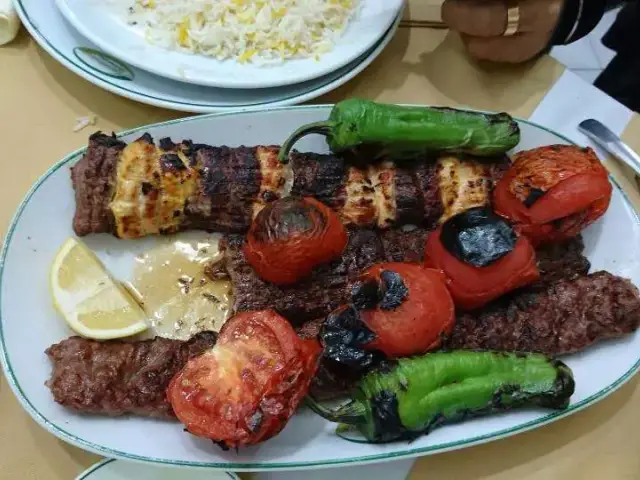 Asuman İran Restoranı'nin yemek ve ambiyans fotoğrafları 22