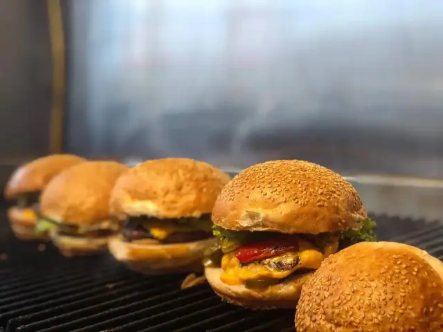 Hızlı Burger'nin yemek ve ambiyans fotoğrafları 2