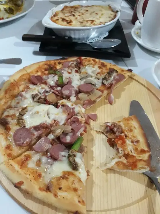 Gambar Makanan Pizza Purissimo 13