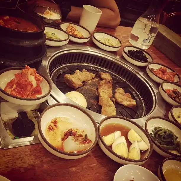 Chung Wa Dae Korean Restaurant