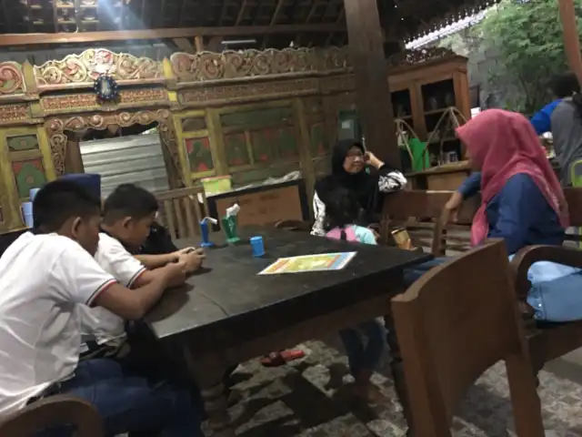 Gambar Makanan Ayam Goreng Bu Toha 10