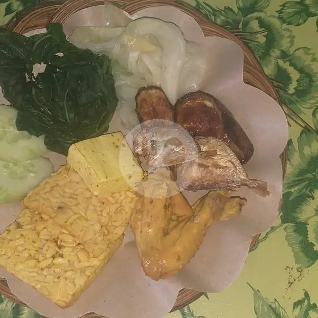 Gambar Makanan Nasi Tempong Keyla, Pulau Batanta 5