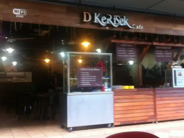 D'Kerisek Cafe Food Photo 3