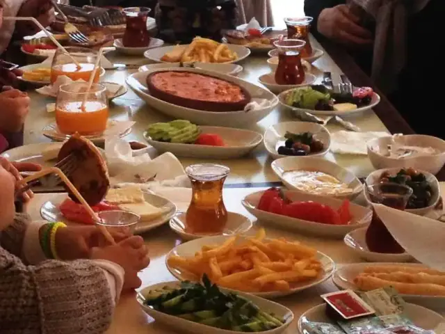 Kiraz Kahvaltı Evi'nin yemek ve ambiyans fotoğrafları 2