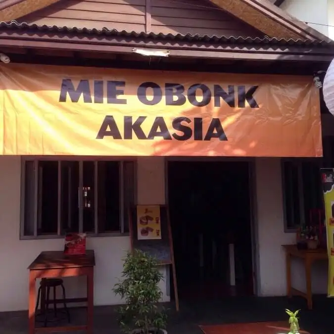 Mie Obonk Akasia