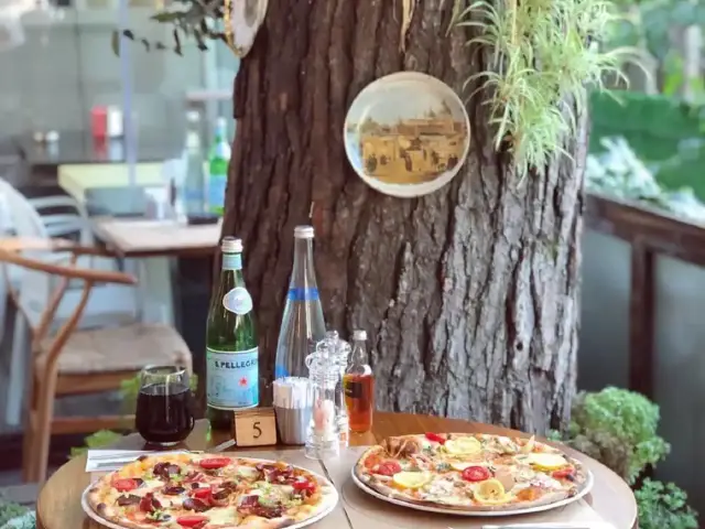Emporio Pizza & Pasta'nin yemek ve ambiyans fotoğrafları 2