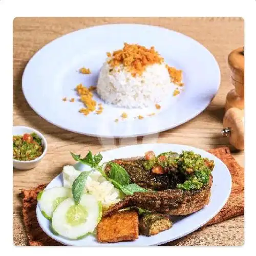 Gambar Makanan Ayam Penyet Urap Izli , Pembangunan 5