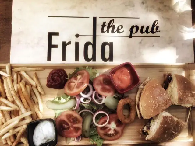 Frida Pub'nin yemek ve ambiyans fotoğrafları 54