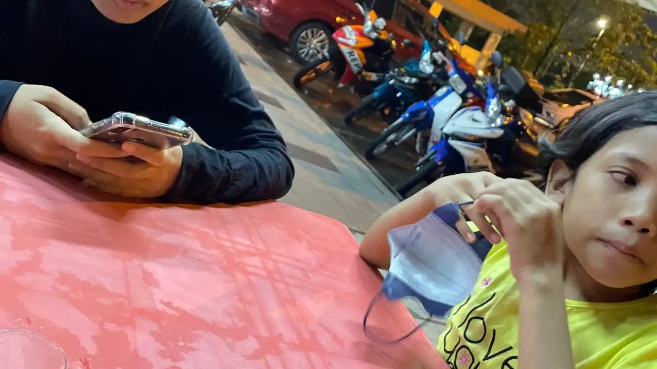 THE LEMBAH GRILLERZ