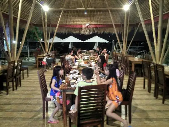 Gambar Makanan Gold Island Beach Club 1