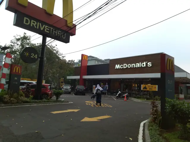 Gambar Makanan McDonald's 8