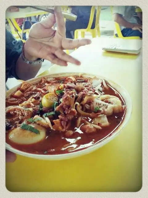Mee Kari Tepi Sungai Food Photo 3