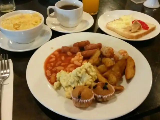 Cafe@6 Tower Regency Hotel & Apartment Food Photo 6