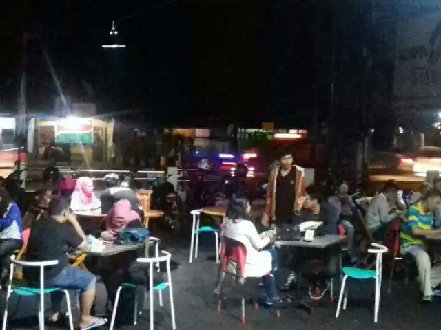 Gambar Makanan Warung Becanda 4