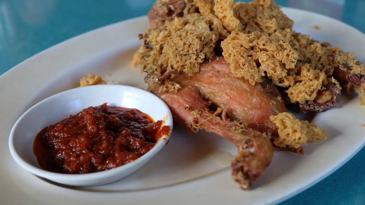 Ayam Goreng Suharti