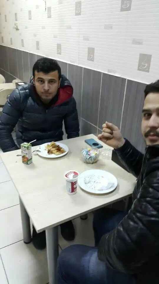 Sarıyer Kardesler Börekcisi'nin yemek ve ambiyans fotoğrafları 15