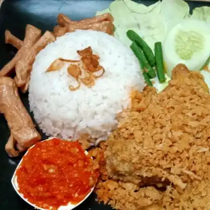 Gambar Makanan Ayam Geprek Refa, Jl. Gubeng Klingsingan 2/26 3