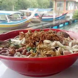 Soto Ayam Makteh Omi