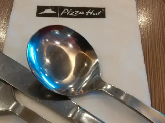 Pizza Hut Food Photo 1