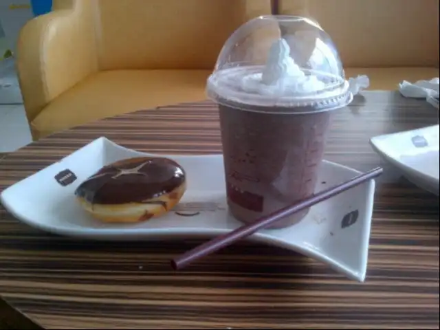 Gambar Makanan Mokko Donut & Coffee 7